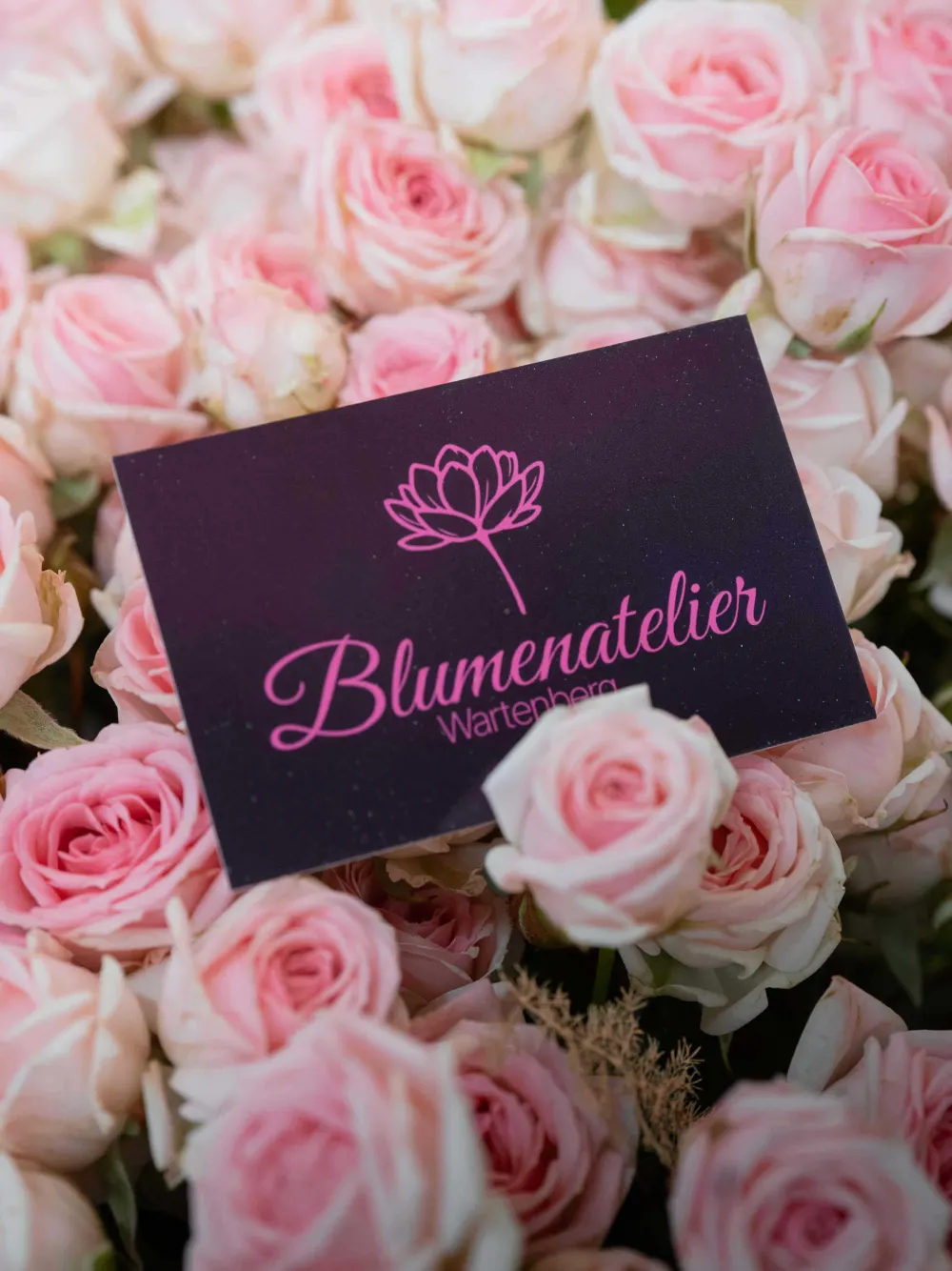 Blumenarrangement 24